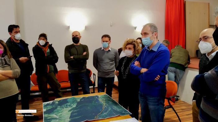 Crodesi critici con il piano di razionalizzazione delle linee elettriche Crodesi critici con il piano di razionalizzazione delle linee elettriche