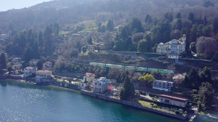 Trenord, in servizio da lunedì sulla Milano-Arona-Domodossola i nuovi Caravaggio
