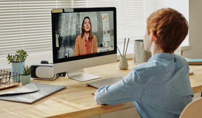 Scuola, le Regioni al Governo: &quot;Sulla Dad nessuna distinzione tra alunni vaccinati e non vaccinati&quot;