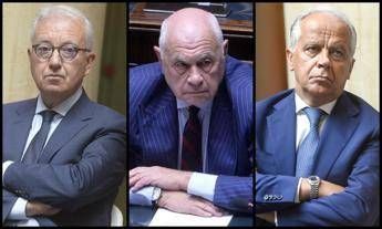 Almasri, Giunta Camera: no autorizzazione a procedere per Mantovano, Nordio e Piantedosi Almasri, Giunta Camera: no autorizzazione a procedere per Mantovano, Nordio e Piantedosi