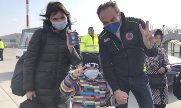 Dall’Ucraina al Piemonte: in salvo altri 9 piccoli pazienti oncologici FOTO E VIDEO Dall’Ucraina al Piemonte: in salvo altri 9 piccoli pazienti oncologici FOTO E VIDEO