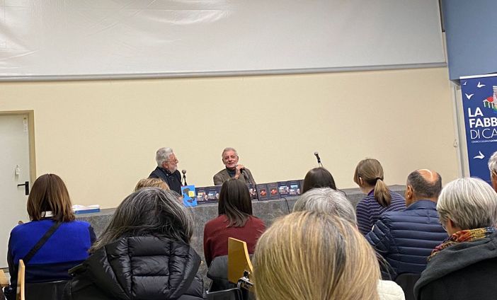 Con Alessandro Robecchi si è conclusa la Fabbrica di Carta 2024 FOTO