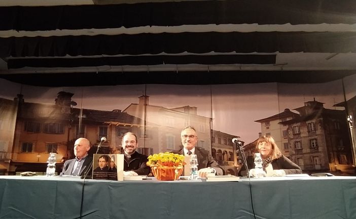 Presentato il nuovo libro “Carteggio di Antonio Rosmini con i propri familiari” Presentato il nuovo libro “Carteggio di Antonio Rosmini con i propri familiari”