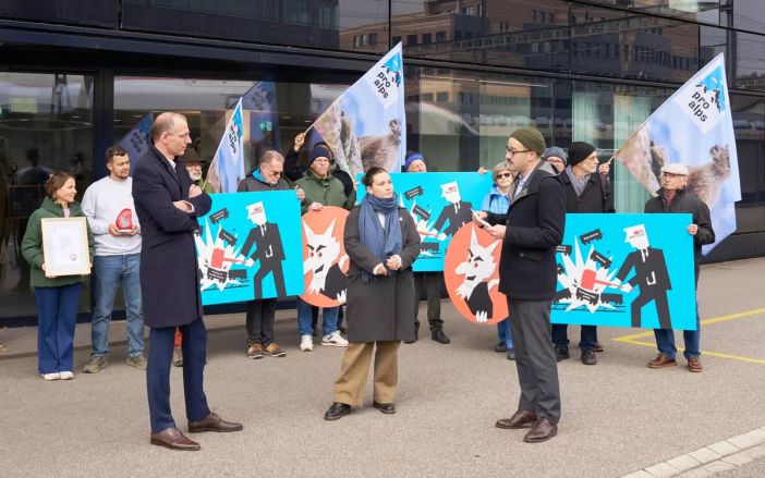 La protesta di Pro Alps (foto tratta dal sito dell'associazione)