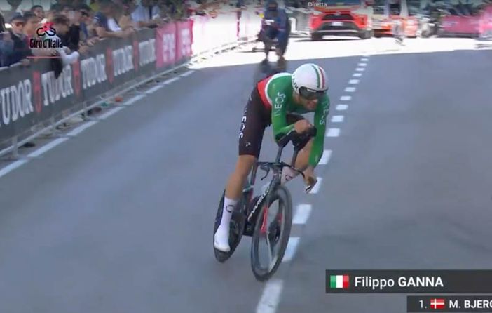 Pogacar vince la crono davanti a Filippo Ganna Pogacar vince la crono davanti a Filippo Ganna