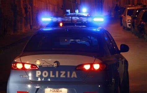 Un arresto e una denuncia dopo un inseguimento in macchina