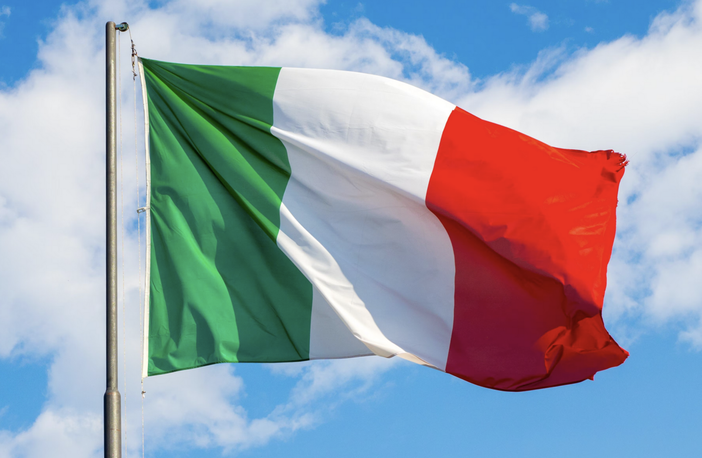 Oggi, 7 gennaio, è il giorno del Tricolore, l’Italia intera festeggia il 229° anniversario della nascita della bandiera