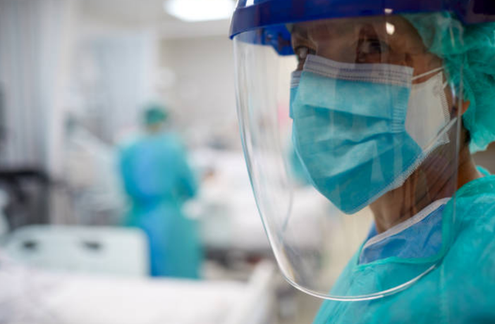 Varianti Covid, le richieste degli scienziati: lockdown nazionale, più tamponi e mascherina Ffp2 obbligatoria Varianti Covid, le richieste degli scienziati: lockdown nazionale, più tamponi e mascherina Ffp2 obbligatoria