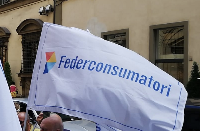 L’antitrust sanziona le compagnie telefoniche, interessati diversi cittadini del Vco