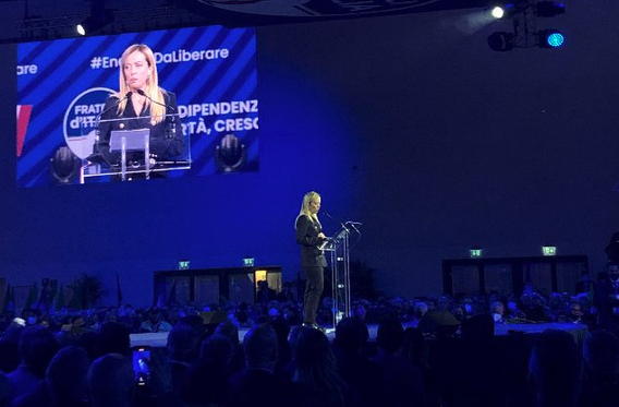 Anche Gioventù Nazionale Vco alla conferenza programmatica di FdI a Milano Anche Gioventù Nazionale Vco alla conferenza programmatica di FdI a Milano