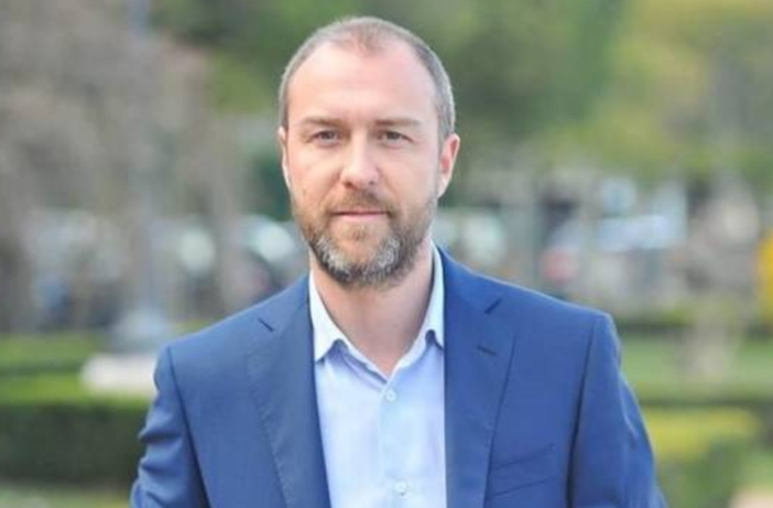 ''Emergenza abitativa? Convinto che con impegno e volontà si possano risolvere i problemi” ''Emergenza abitativa? Convinto che con impegno e volontà si possano risolvere i problemi”