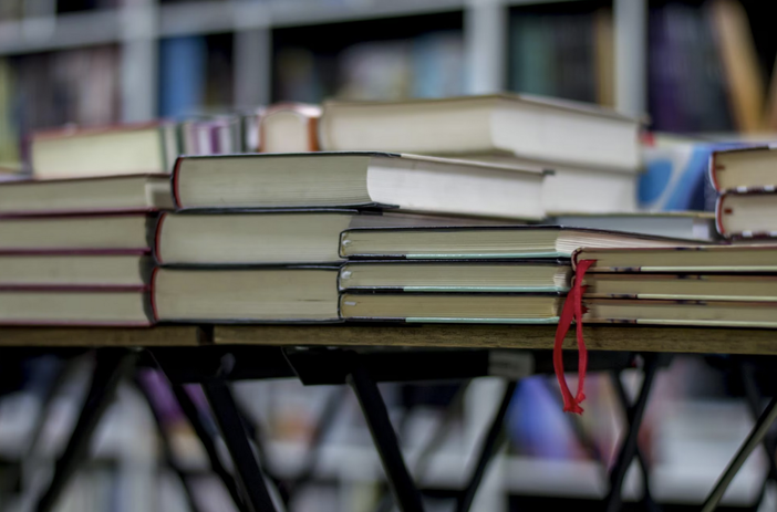 Caro libri e materiale scolastico, il rientro in classe è un salasso: scontrini monstre, si toccano i 1.000 euro Caro libri e materiale scolastico, il rientro in classe è un salasso: scontrini monstre, si toccano i 1.000 euro