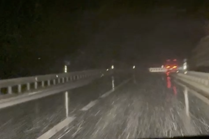 Spolverata di neve al passo del Sempione VIDEO Spolverata di neve al passo del Sempione VIDEO