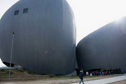 "La bambina con la valigia" Egea Haffner incontra gli studenti del Vco "La bambina con la valigia" Egea Haffner incontra gli studenti del Vco