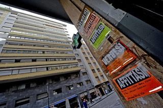 Le case nel Vco e Novarese? Care, troppo care. Ai residenti vien voglia di traslocare altrove