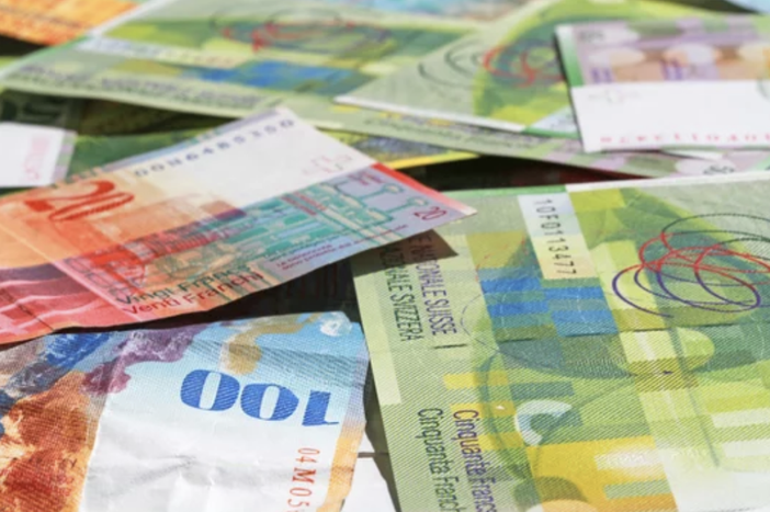 Svizzera, forte ripresa dell'economia dopo l'allentamento delle norme anti-covid