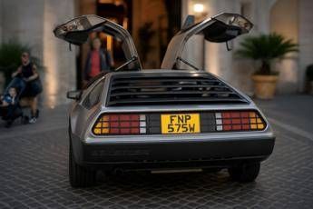 Hard Rock Cafe Roma celebra i 40 anni di 'Ritorno al futuro', arriva la DeLorean