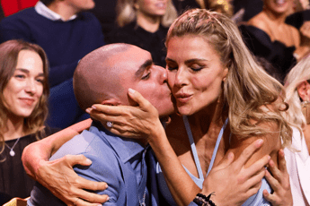 Ballando, Colombari porta in scena il rapporto difficile con il figlio Achille Ballando, Colombari porta in scena il rapporto difficile con il figlio Achille