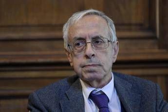 Generali, De Mattia (ex Bankitalia): "Addio a Natixis? Fatto positivo, operazione diffusamente criticata"