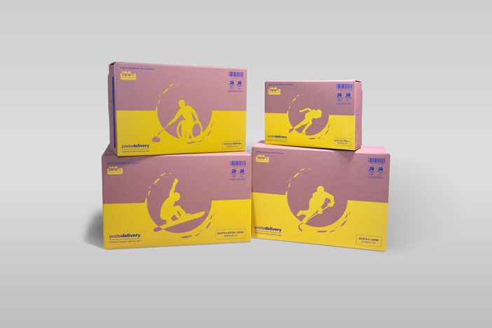 Poste Italiane sempre più green con buste e scatole in cartone riciclato Poste Italiane sempre più green con buste e scatole in cartone riciclato