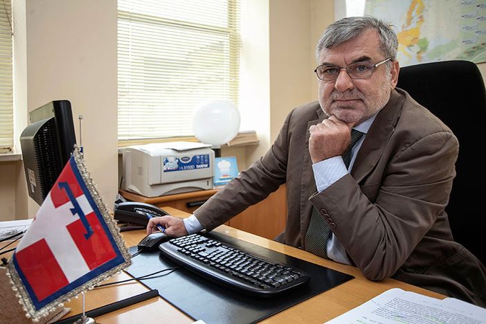 "In Piemonte nelle Rsa largo uso di strumenti di contenzione meccanica per tenere gli ospiti legati a letti, sedie e carrozzine" "In Piemonte nelle Rsa largo uso di strumenti di contenzione meccanica per tenere gli ospiti legati a letti, sedie e carrozzine"