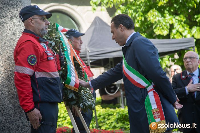 Domo ha celebrato il 25 Aprile VIDEO E FOTO Domo ha celebrato il 25 Aprile VIDEO E FOTO