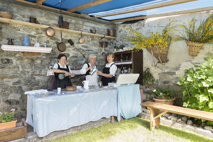 Quattro gruppi storici si incontrano a Bannio per i 400 anni della Milizia