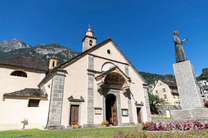 Baceno e Croveo ricordano i Caduti di tutte le guerre Baceno e Croveo ricordano i Caduti di tutte le guerre