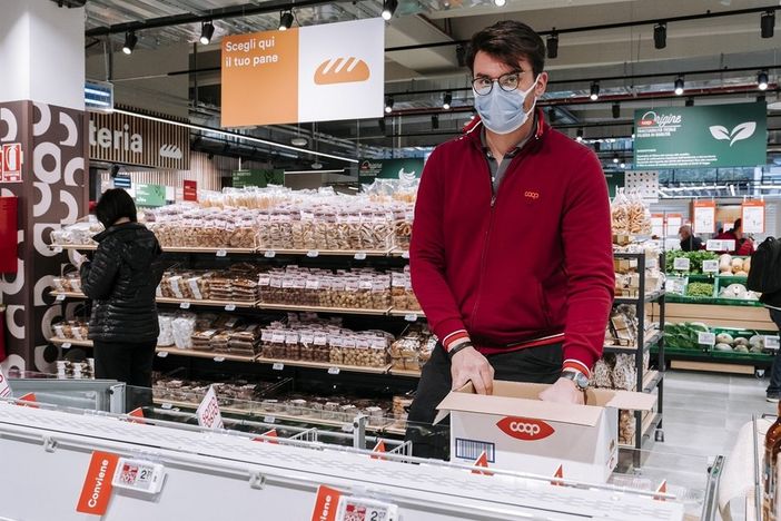 Lotta al carovita, da NovaCoop un bonus di 200 euro a 2500 dipendenti grazie alla Lotteria degli scontrini Lotta al carovita, da NovaCoop un bonus di 200 euro a 2500 dipendenti grazie alla Lotteria degli scontrini