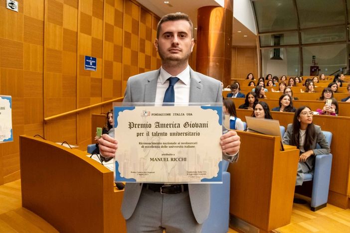 Manuel Ricchi premiato alla Camera dei Deputati con il Premio America Giovani
