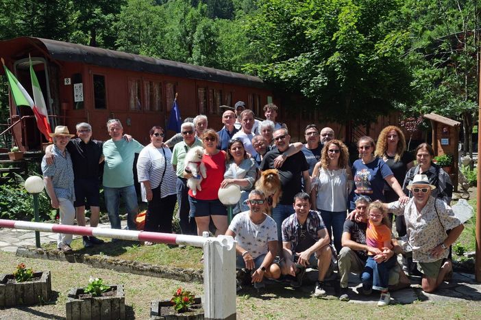 Gli ex ragazzi di Padre Michelangelo tornano al "Treno dei Bimbi" Gli ex ragazzi di Padre Michelangelo tornano al "Treno dei Bimbi"