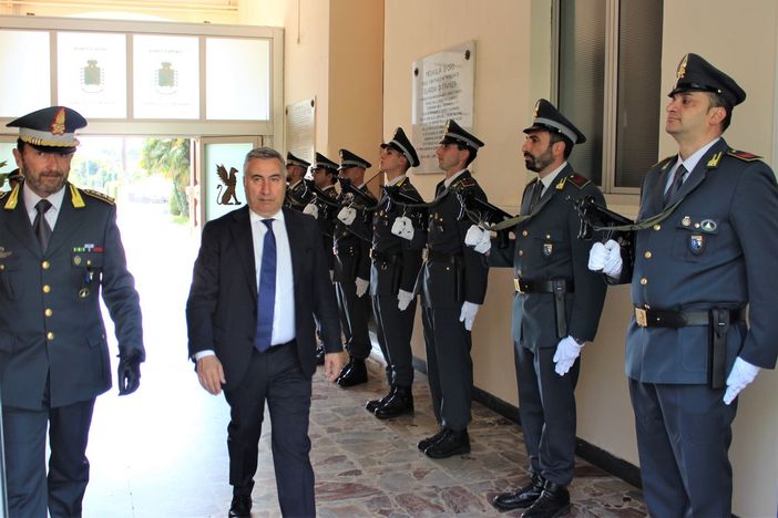 Il Prefetto Formiglio in visita al comando provinciale della Guardia di Finanza