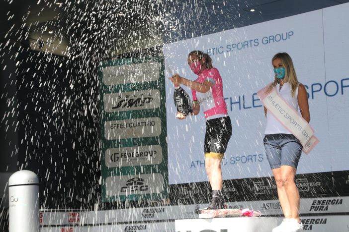 Giro Donne, Anna Van der Breggen domina in Formazza FOTO Giro Donne, Anna Van der Breggen domina in Formazza FOTO