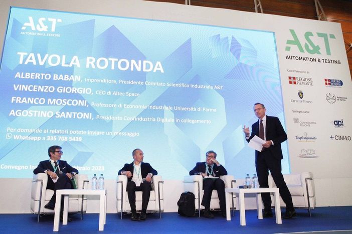 Stop a benzina e diesel al 2035: il Piemonte punta a spostare la scadenza, ma le pmi innovano ancora poco