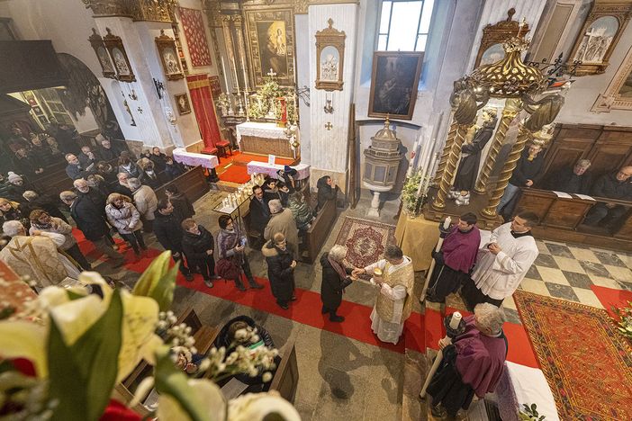 Anzino torna a celebrare la secolare festa della Domenica del Giglio Anzino torna a celebrare la secolare festa della Domenica del Giglio