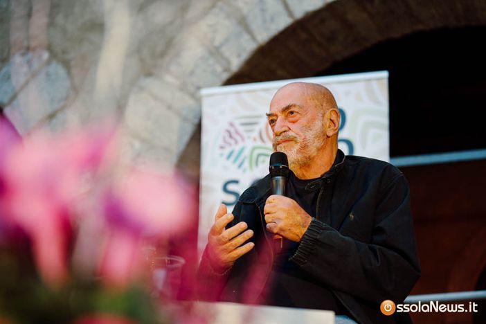 Toni Capuozzo torna a Domodossola, dopo Domosofia sarà ospite alla Soms Toni Capuozzo torna a Domodossola, dopo Domosofia sarà ospite alla Soms