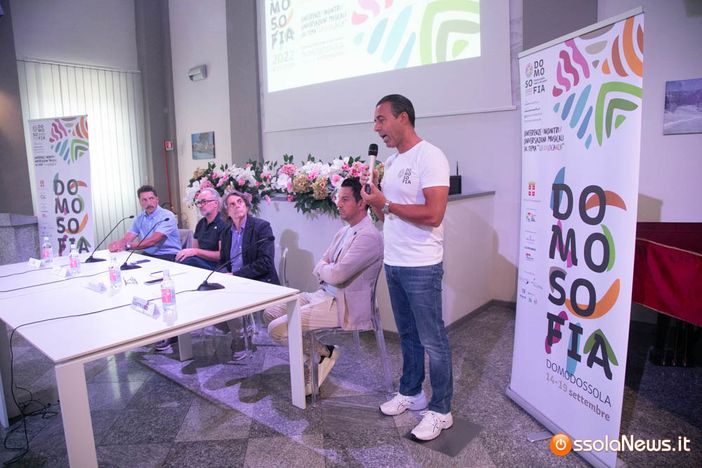 Tanta gente ai primi appuntamenti di Domosofia FOTO Tanta gente ai primi appuntamenti di Domosofia FOTO