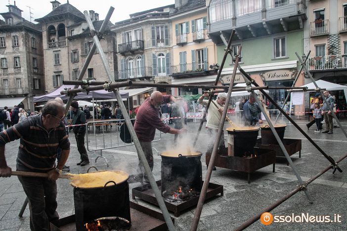 Domodossola, torna la Festa d’Autunno in Piazza Mercato