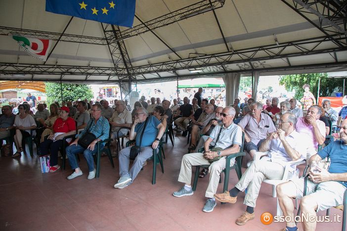 Foto archivio area dibattiti alla Lucciola Foto archivio area dibattiti alla Lucciola