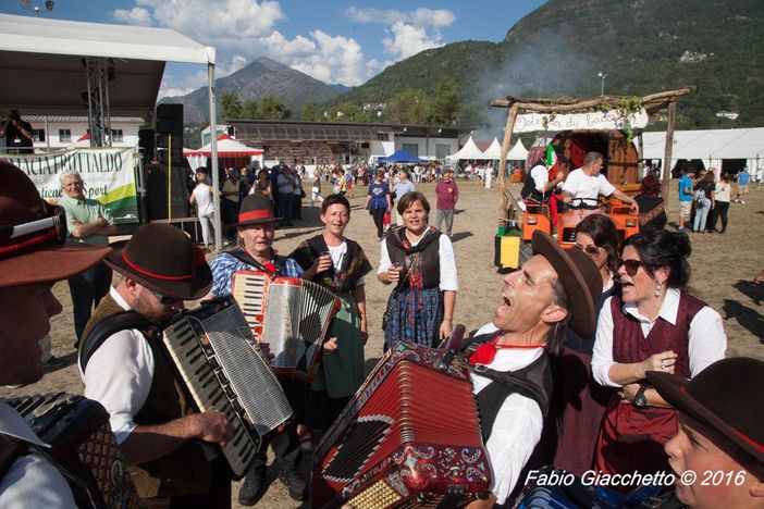 Festa dell’Uva 2023: musica, cibo e dj set dei Crookers Festa dell’Uva 2023: musica, cibo e dj set dei Crookers