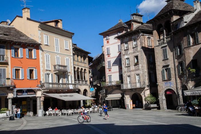 Vanity Fair alla scoperta dei "tesori nascosti" dell'Ossola Vanity Fair alla scoperta dei "tesori nascosti" dell'Ossola