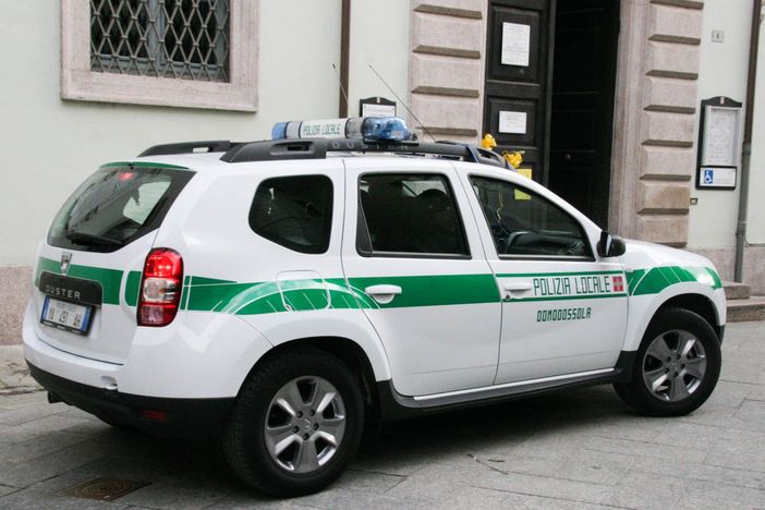 Viaggiavano senza assicurazione: multati dalla Polizia locale domese