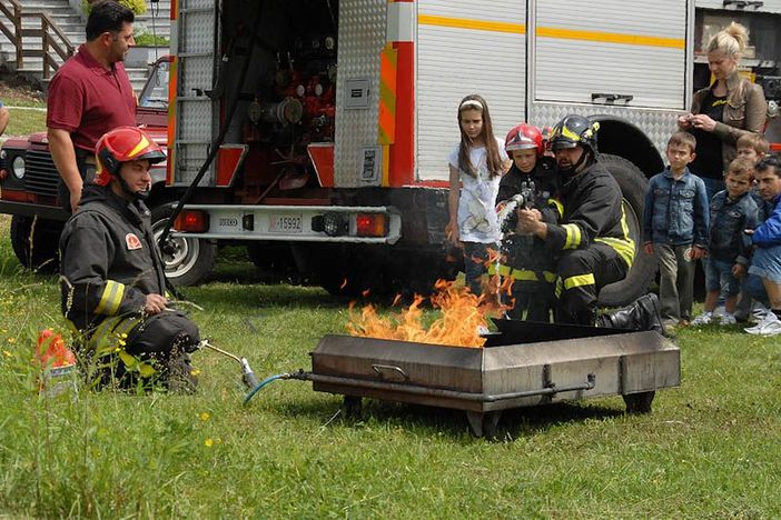 A Villette torna Pompieropoli A Villette torna Pompieropoli