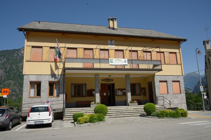 Montecrestese inaugura il Punto Digitale Facile Montecrestese inaugura il Punto Digitale Facile