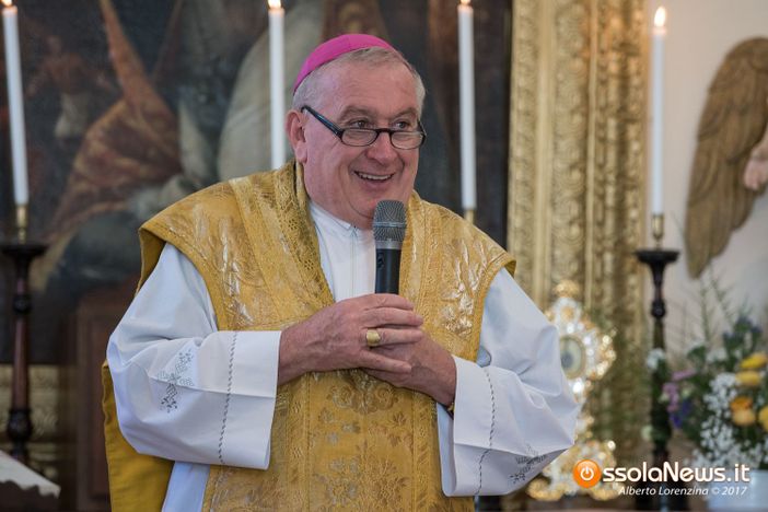 Il messaggio di Monsignor Brambilla: "La luce della Pasqua che squarcia le tenebre" Il messaggio di Monsignor Brambilla: "La luce della Pasqua che squarcia le tenebre"