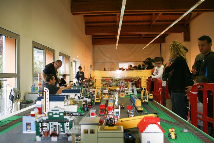 Esposizione e gioco con i Lego a Masera