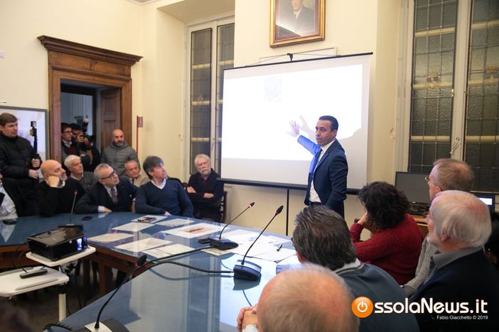 Pizzi: “ Sono curioso di vedere la faccia di chi avrà il coraggio di dirci che rinuncia a 130 milioni di fondi pubblici per un nuovo ospedale”