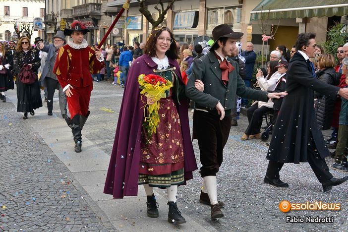 Torna il Carnevale Domese: il 4 dicembre la presentazione del Togn e della Cia Torna il Carnevale Domese: il 4 dicembre la presentazione del Togn e della Cia