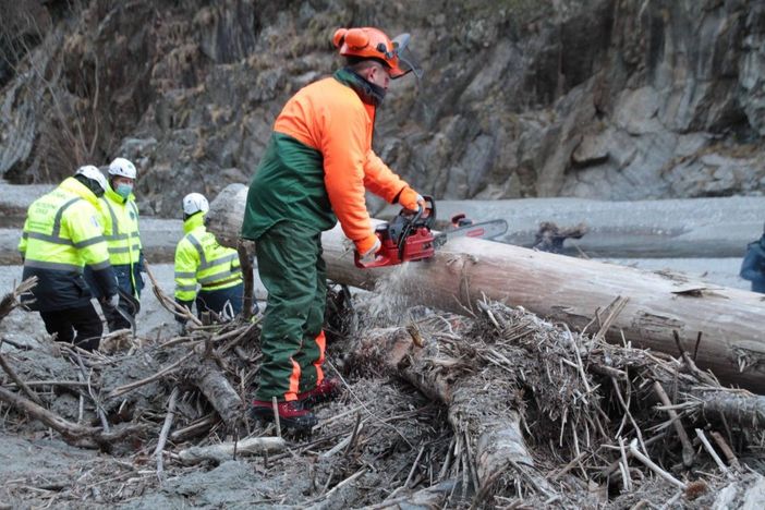Villa, l'Amministrazione ringrazia chi ha lavorato per pulire la griglia di Val Nös