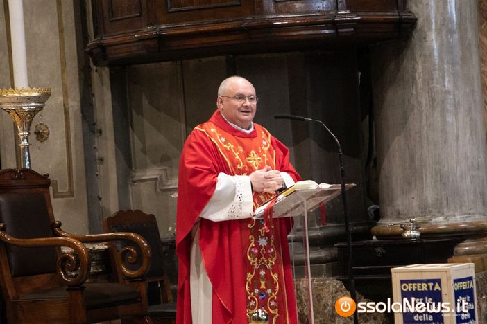 Il messaggio di Natale di don Vincenzo Barone: "L'annuncio dell'angelo nella notte santa ci dia speranza" Il messaggio di Natale di don Vincenzo Barone: "L'annuncio dell'angelo nella notte santa ci dia speranza"